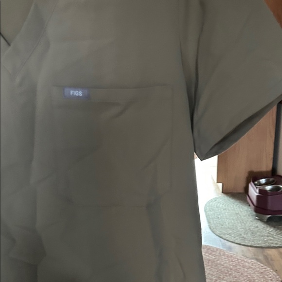 Figs Women's LARGE Khaki Tan Scrub Set - Picture 2 of 10